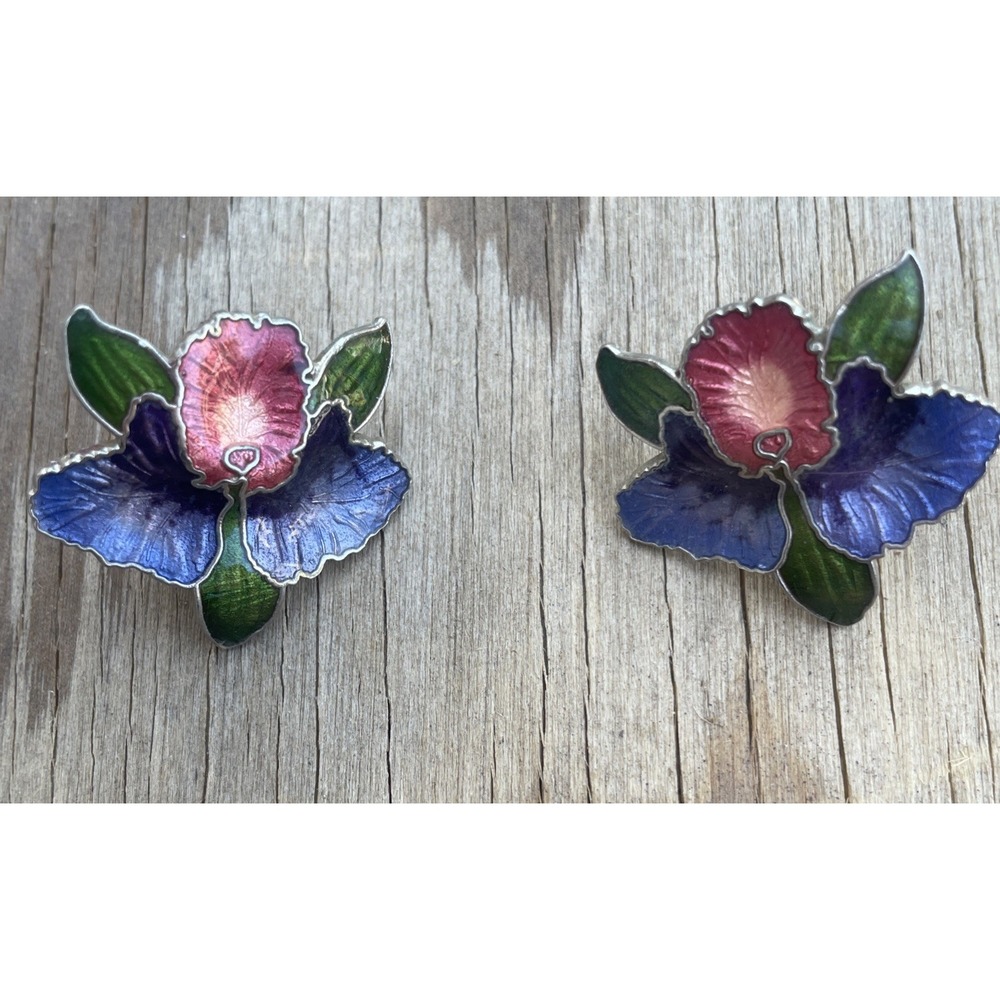 Cloisonné Orchid Flower Periwinkle Vintage Earrings Silver Tone